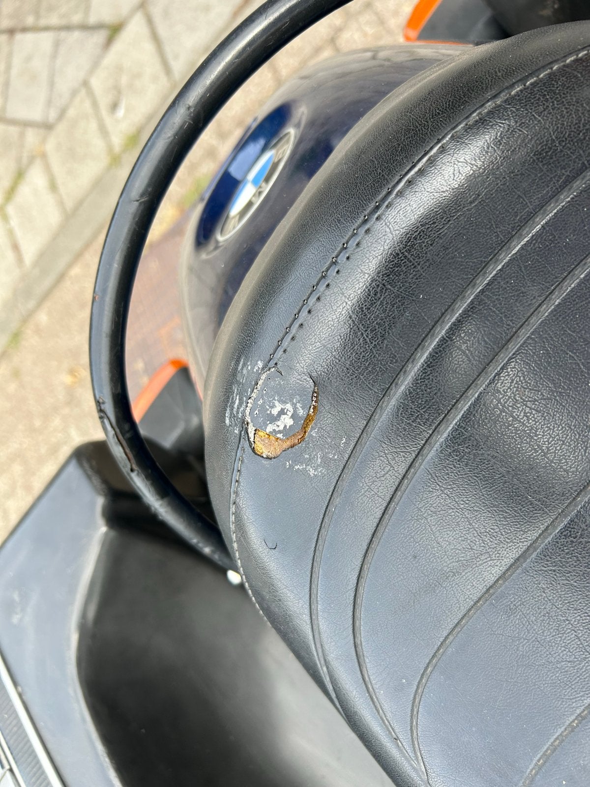 Foto 15 van BMW R100 RS - 1977 - Nieuwe accu, gereviseerde voorvorken
