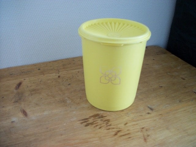 Tupperware Voorraadbus met Sterdeksel ( 2 liter ), Ophalen of Verzenden, Gebruikt, Beker of Kan
