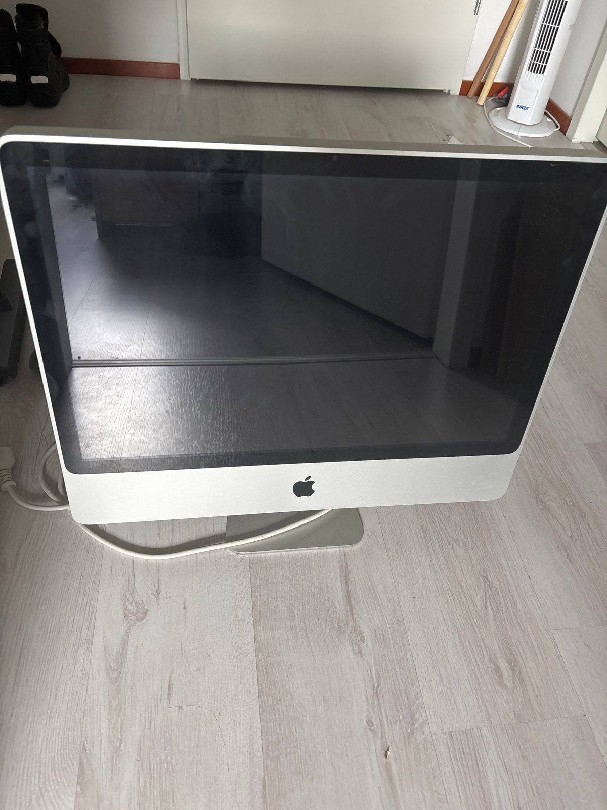 Apple iMac (2009-2011) - Goede staat, Computers en Software, Apple Desktops, Ophalen, Gebruikt, IMac, Onbekend