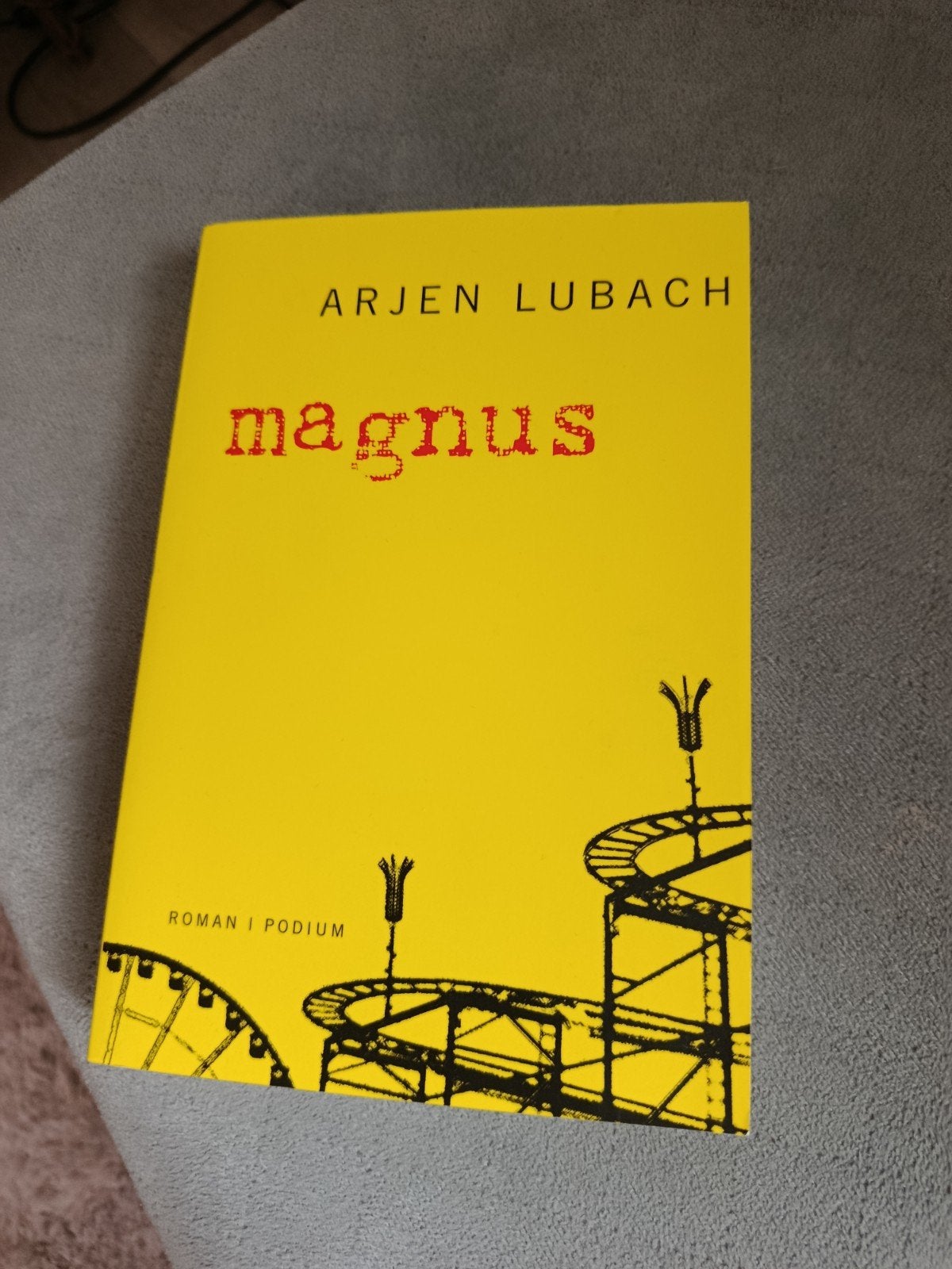 Magnus Arjen Lubach, Ophalen of Verzenden, Zo goed als nieuw, Arjen Lubach, Nederland