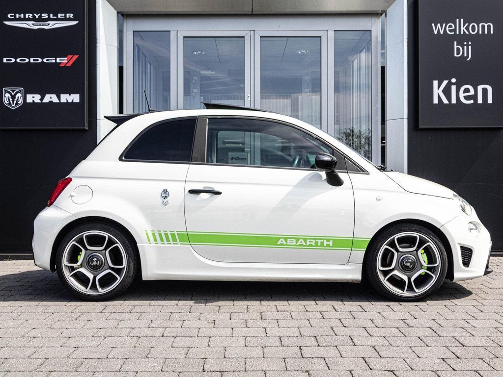 Abarth 595 1.4 T-Jet Turismo 70th Anniversary | Automaat | S, 15 km/l, Euro 6, 4 cilinders, Wit