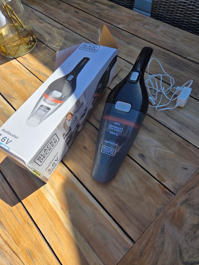 Black & Decker Dustbuster 3.6V Kruimeldief  in doos, Ophalen of Verzenden, Zo goed als nieuw, Reservoir, Kruimeldief