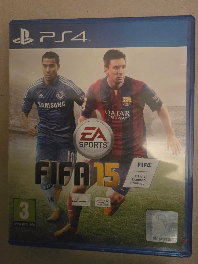 FIFA 15 voor PlayStation 4 - Voetbalgame, Ophalen of Verzenden, Zo goed als nieuw, Eén computer, Sport