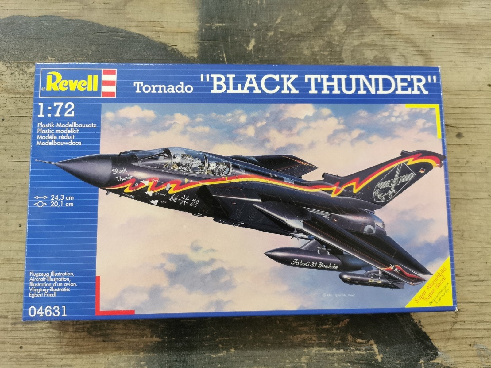 Revell "BLACK THUNDER" 04631, Ophalen, 1:72 tot 1:144, Revell