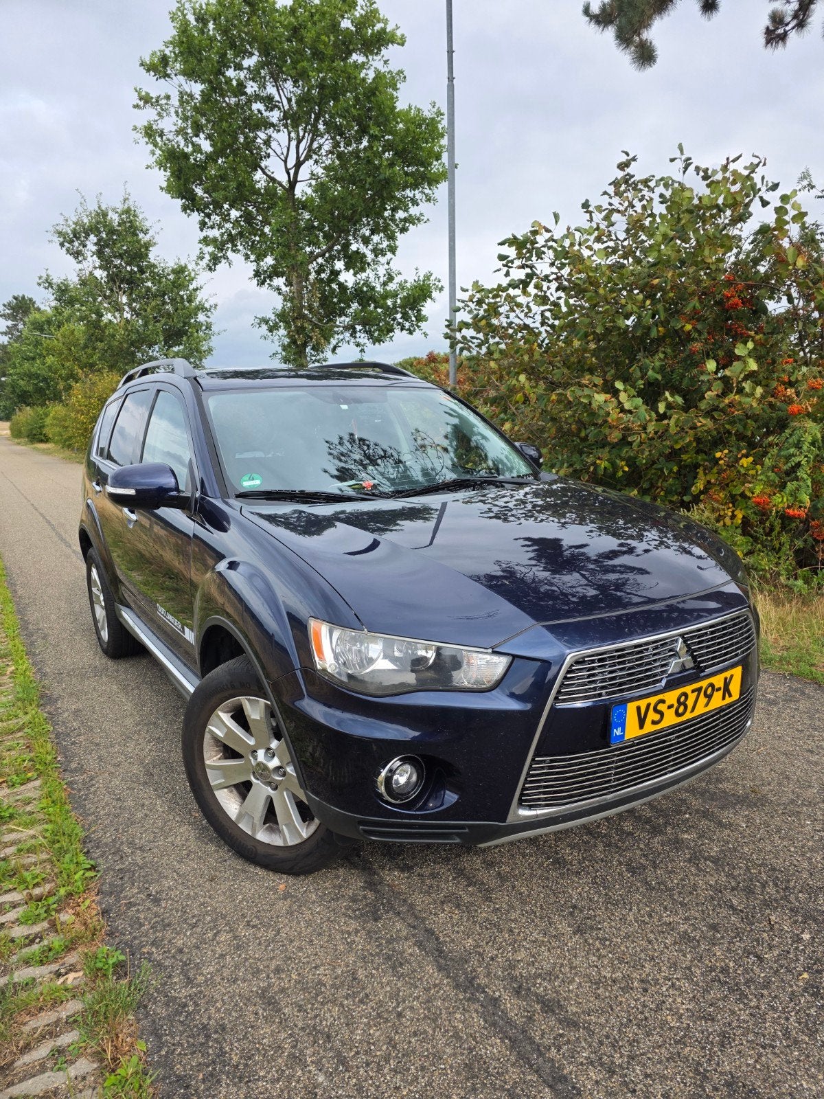 Mitsubishi outlander lpg, 1998 cc, Zwart, 4 cilinders, Blauw
