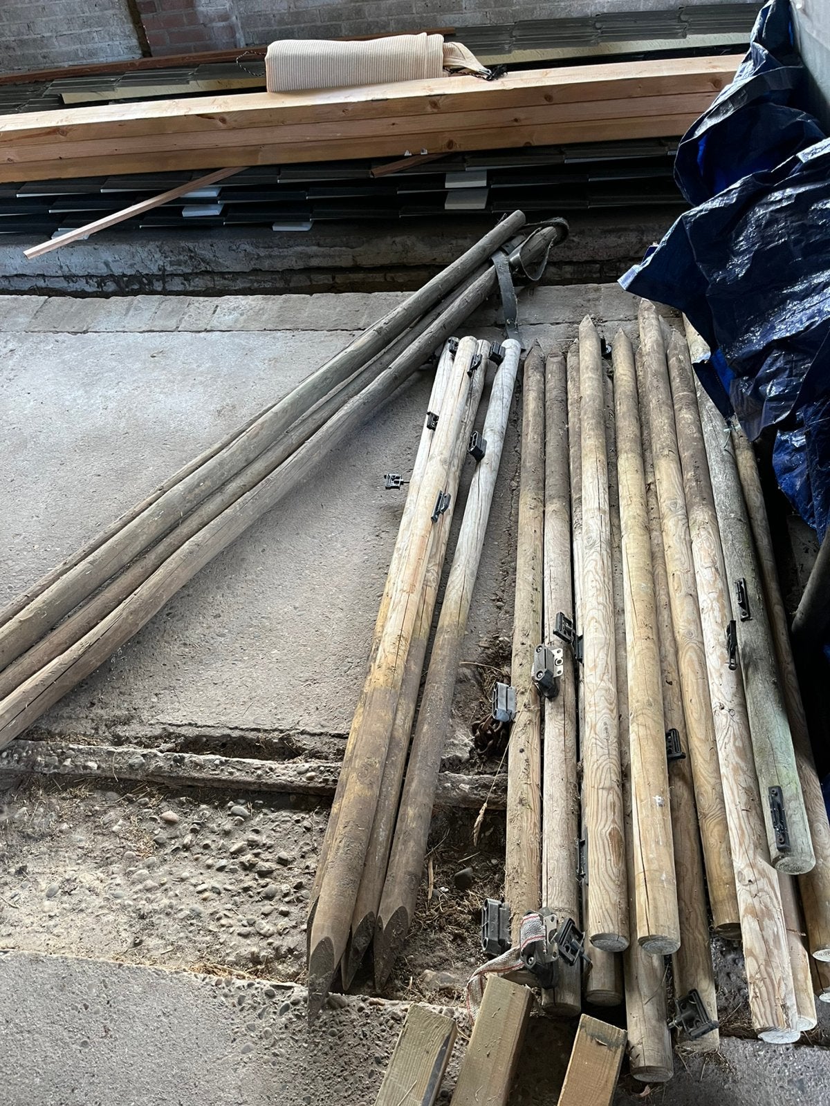 Palen/ balken omheining land €50,- voor alles, Ophalen, Nieuw, 250 cm of meer, Balken
