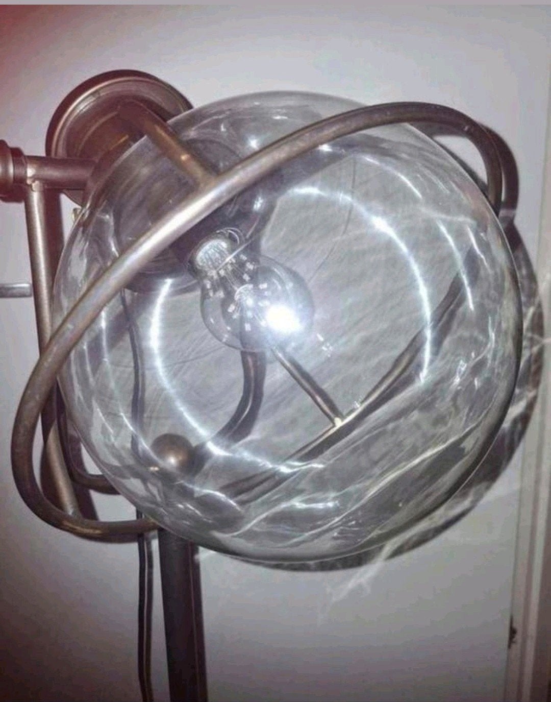 Industriële lamp

Met licht bron

130 hoog, Antiek en Kunst, Ophalen
