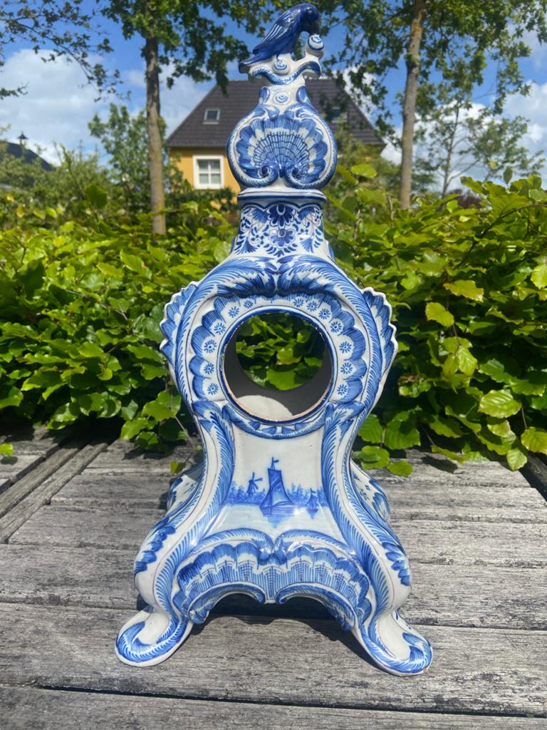 Oude gesigneerde keramieken klokkast, Delfts blauw, Ophalen of Verzenden