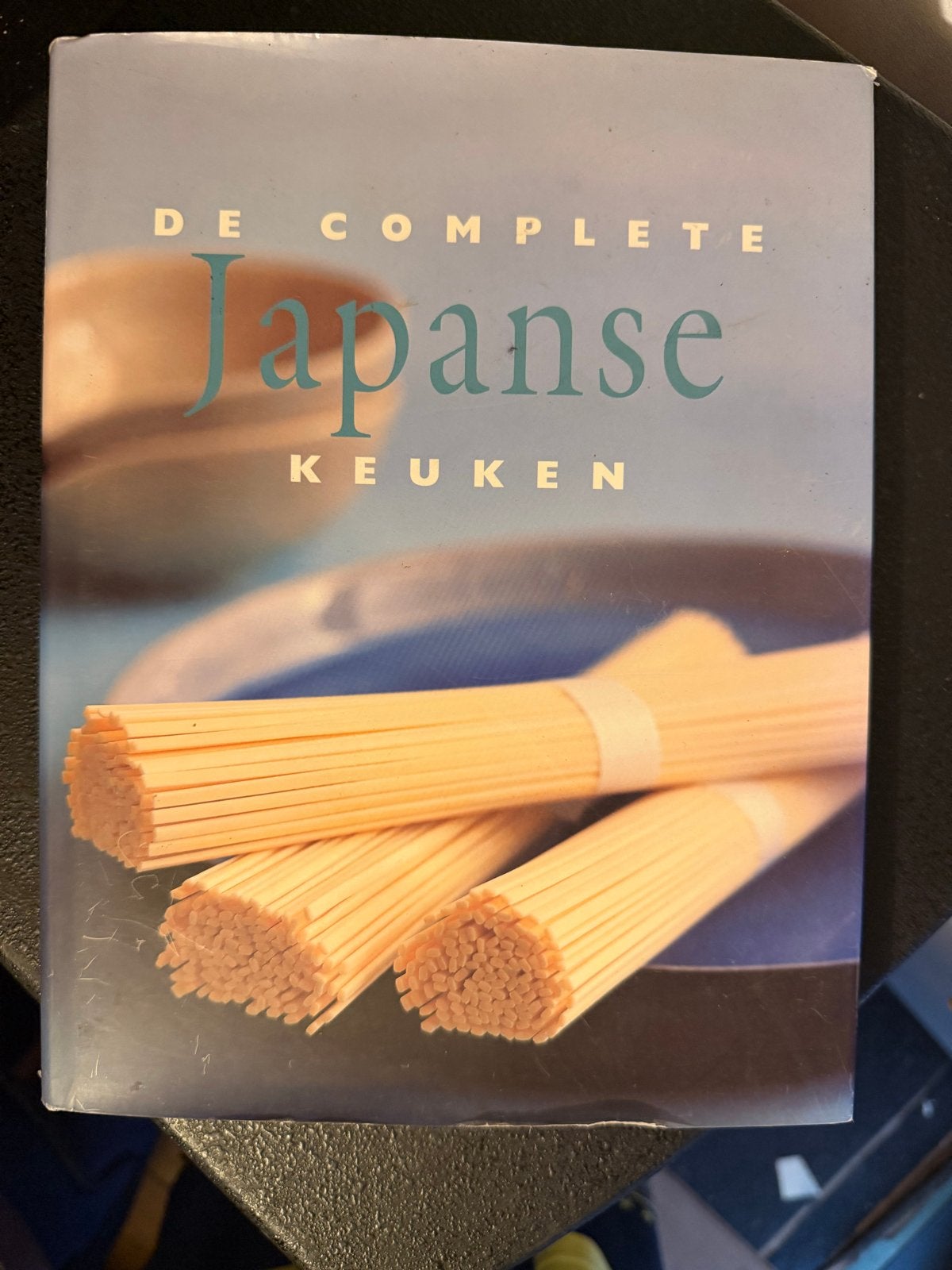 De Complete Japanse Keuken - Kookboek, Ophalen of Verzenden, Gelezen, Azië en Oosters, Voorgerechten en Soepen