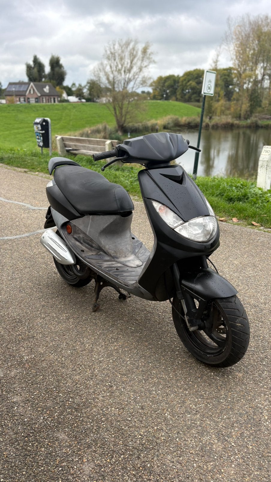 Peugeot Vivacity - snor, Fietsen en Brommers, Ophalen of Verzenden, Zo goed als nieuw