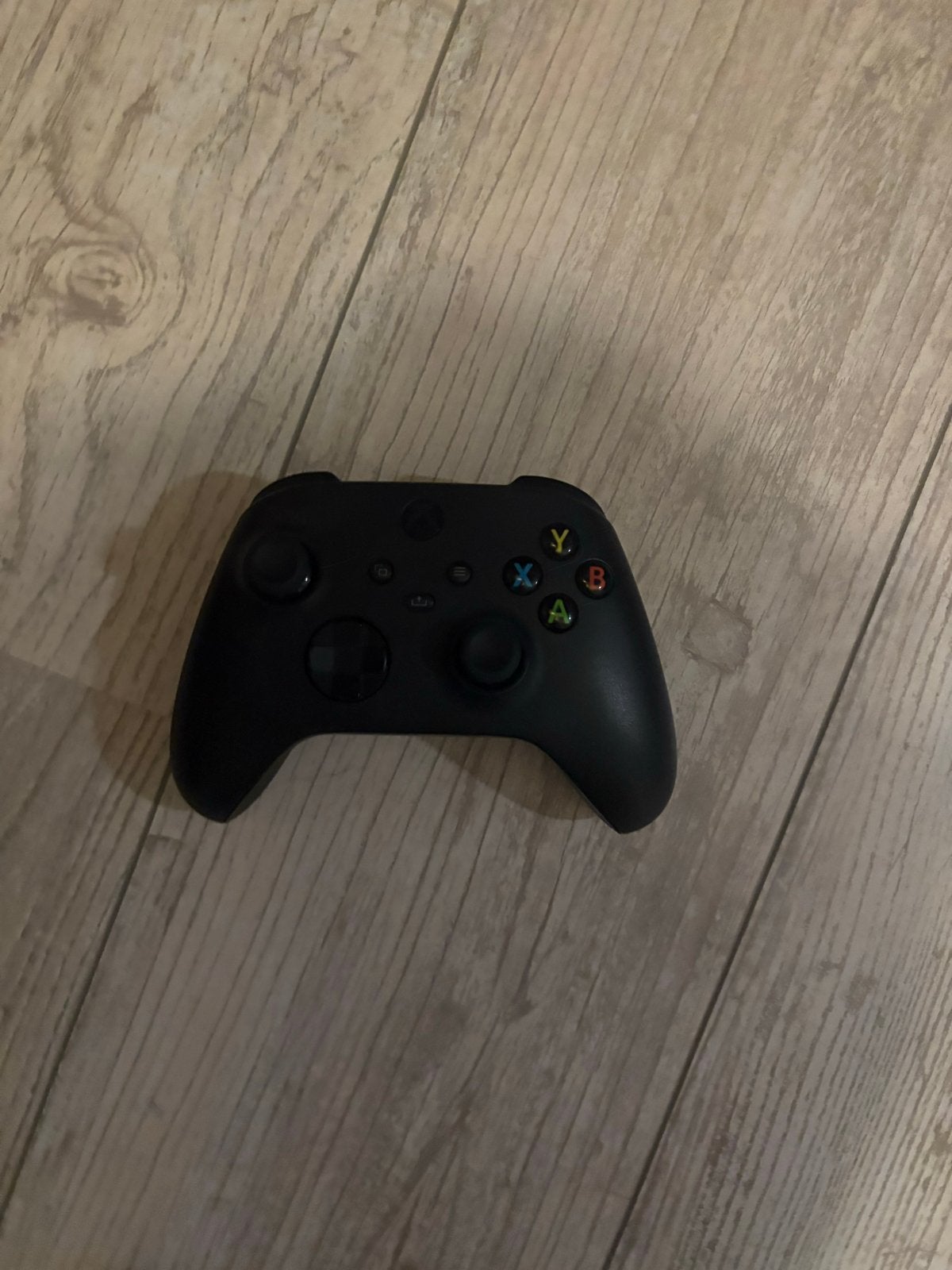 Foto 4 van Xbox Series X met controller en alle kabels