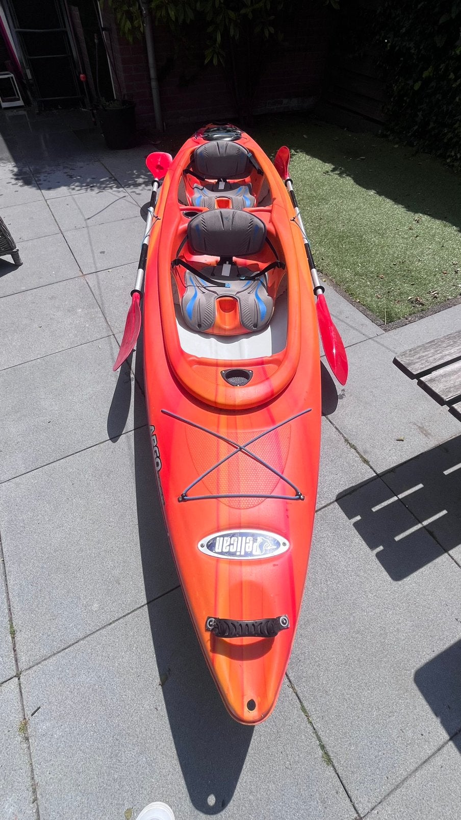 Pelican Argo 136x Kajak met peddels en karretje, Ophalen, Gebruikt, 2-persoons