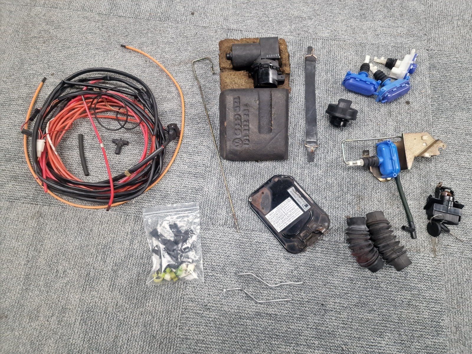 Complete oem centrale vergrendeling set golf 2 3 deurs, Ophalen, Gebruikt, Volkswagen