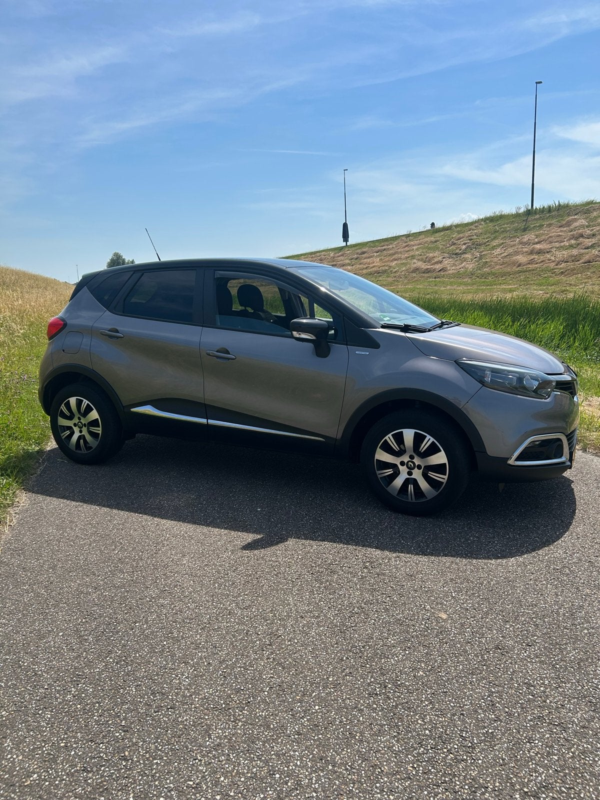 Renault Captur 0.9 TCE 90 2016 Grijs, Auto's, Renault, Particulier, Captur, Airconditioning, Cruise Control, Elektrische buitenspiegels