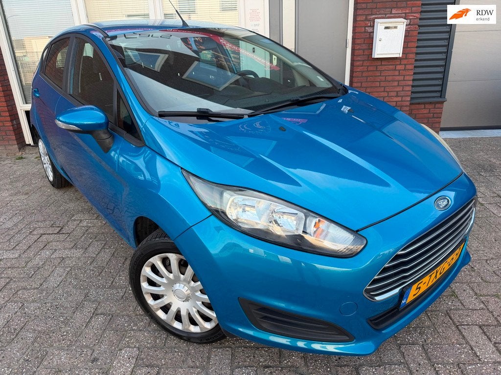 Ford Fiesta 1.0 Style / Navi / Airco / 5DRS / NAP / MF Stuur, Euro 5, Stof, 525 kg, Met garantie (alle)