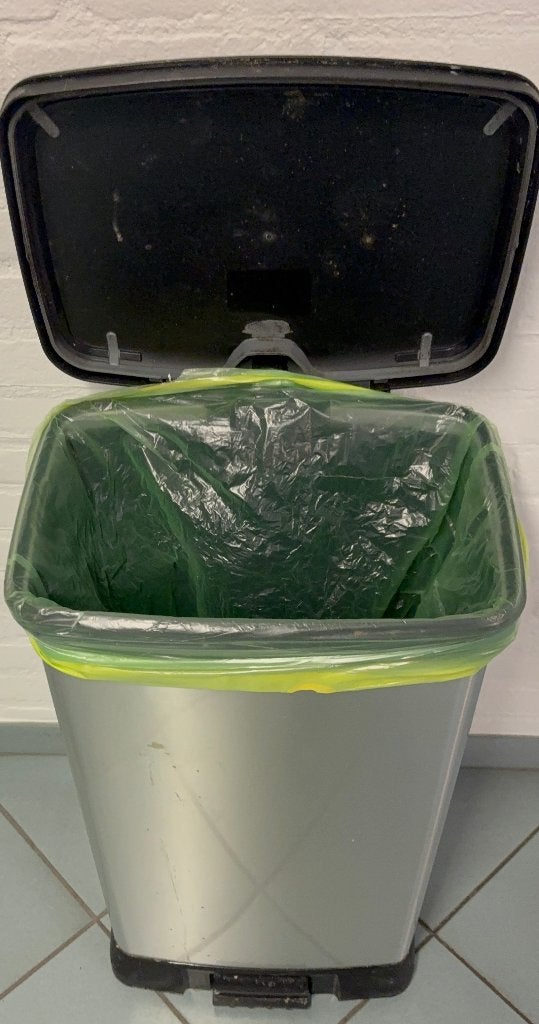 Afvalbak  van curver, Ophalen, Gebruikt, Met pedaal, 40 liter of meer