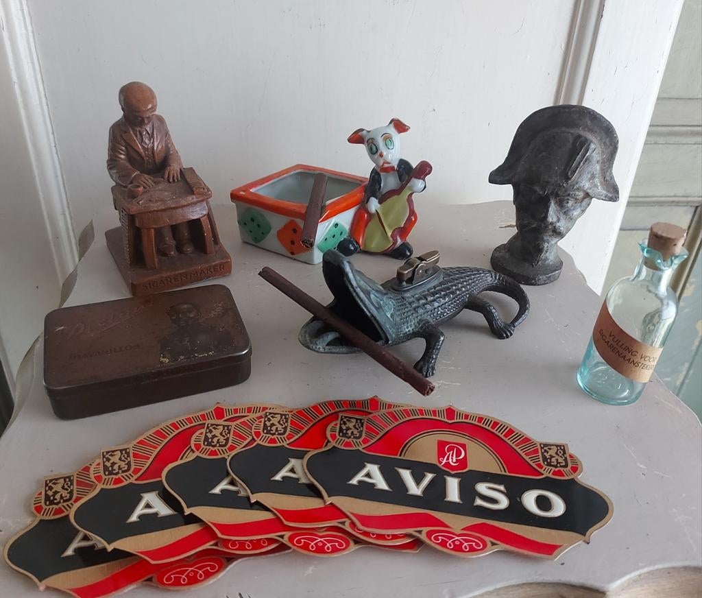 Oud lot sigaren sigaar roken rokerij, Verzamelen, Ophalen, Gebruikt, Tabaksdoos of Verpakking