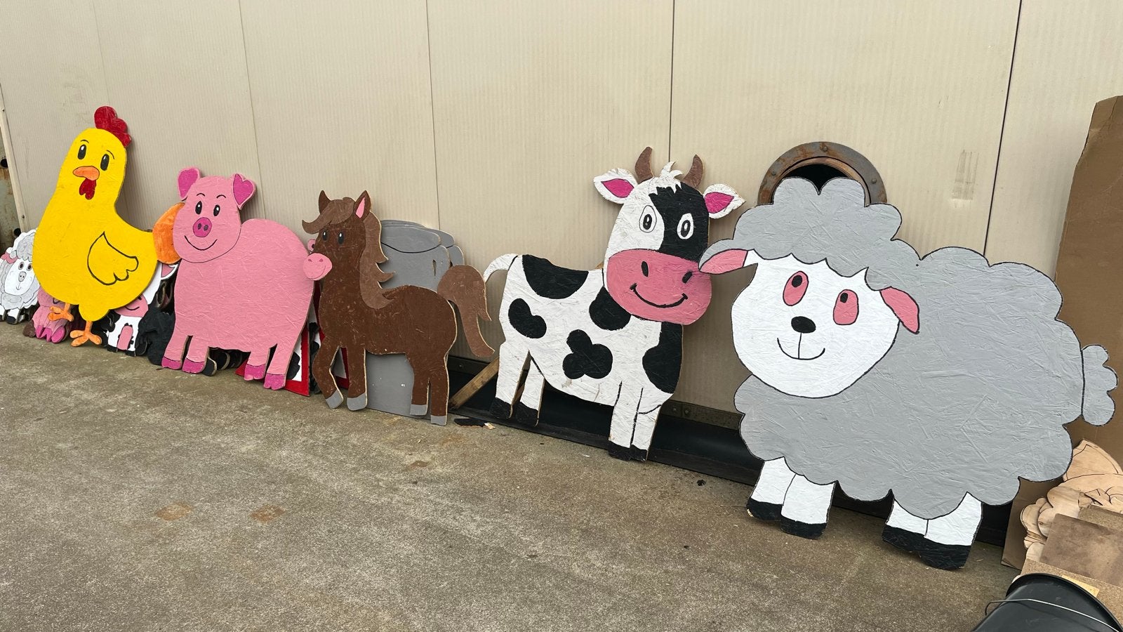 Leuke boerderij versiering voor buurtfeest of evenement, Ophalen, Gebruikt, Handgemaakt, Dieren