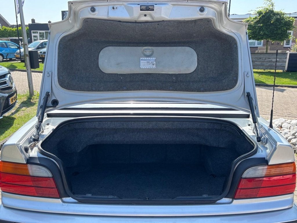 BMW 3 Serie 318i Cabriolet E36 Cabrio Hardtop M-Sport NL Aut, foto 11
