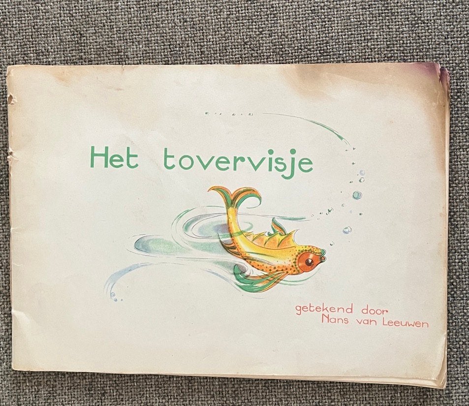 Het Tovervisje, oud plaatjesalbum, Boeken, Ophalen of Verzenden, Gelezen