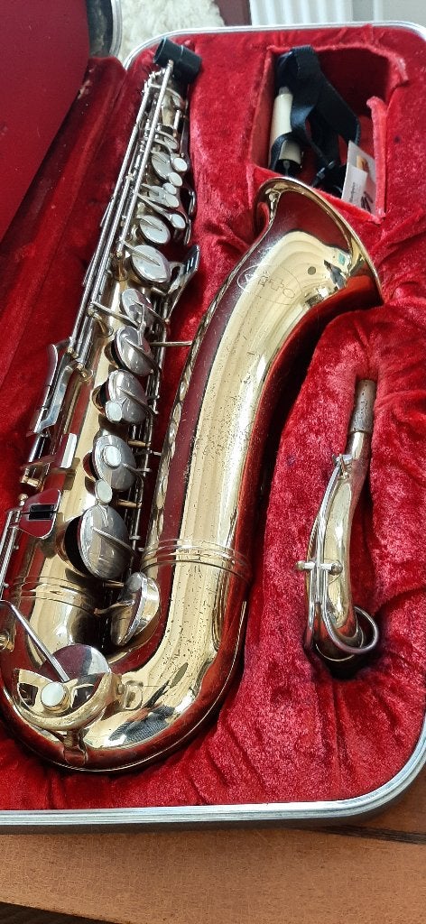Tenor Sax King in kist, goed speelbaar, Muziek en Instrumenten, Blaasinstrumenten | Saxofoons, Ophalen, Gebruikt, Tenor, Met koffer