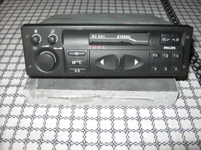 Te koop vintage autoradio Philips, Auto diversen, Verzenden, Gebruikt