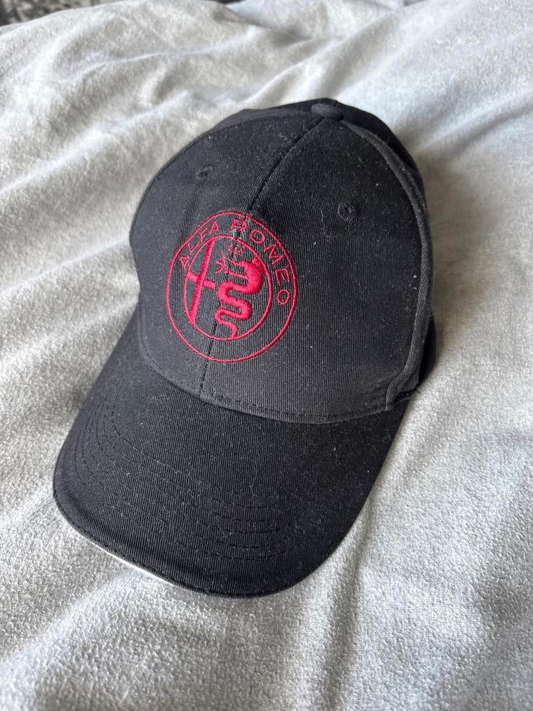 Originele Alfa Romeo Pet - Zwart met Rood Logo, Kleding | Heren, Ophalen, Gedragen, One size fits all, Pet