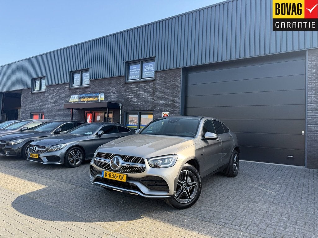 Mercedes-Benz GLC Coupé 300e 4MATIC Business Solution AMG |, Auto's, Mercedes-Benz, Bedrijf, Te koop, GLC Coupé, 360° camera, 4x4