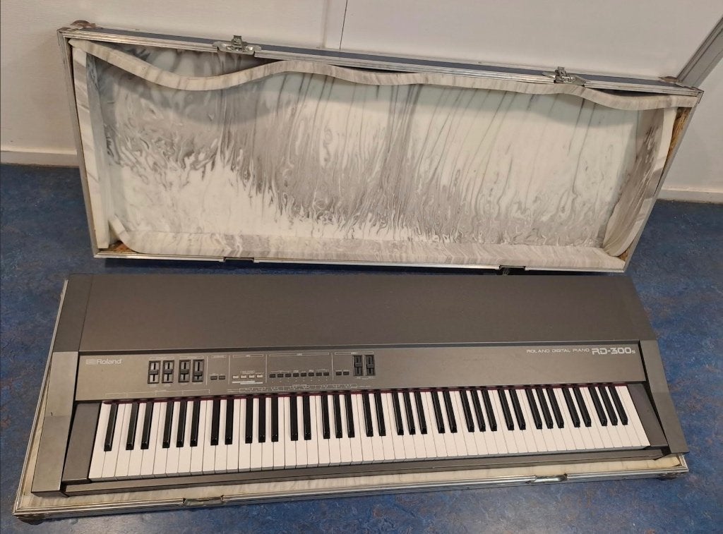 Roland RD-300s, Ophalen, Gebruikt, 88 toetsen, Roland