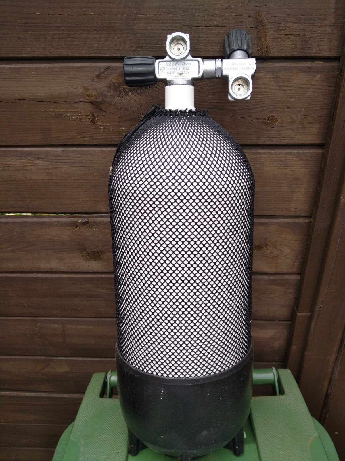 12 ltr duikfles 232 bar nieuwe keuring geldig tot april 2031, Watersport en Boten, Duiken, Ophalen, Zo goed als nieuw, Duikfles