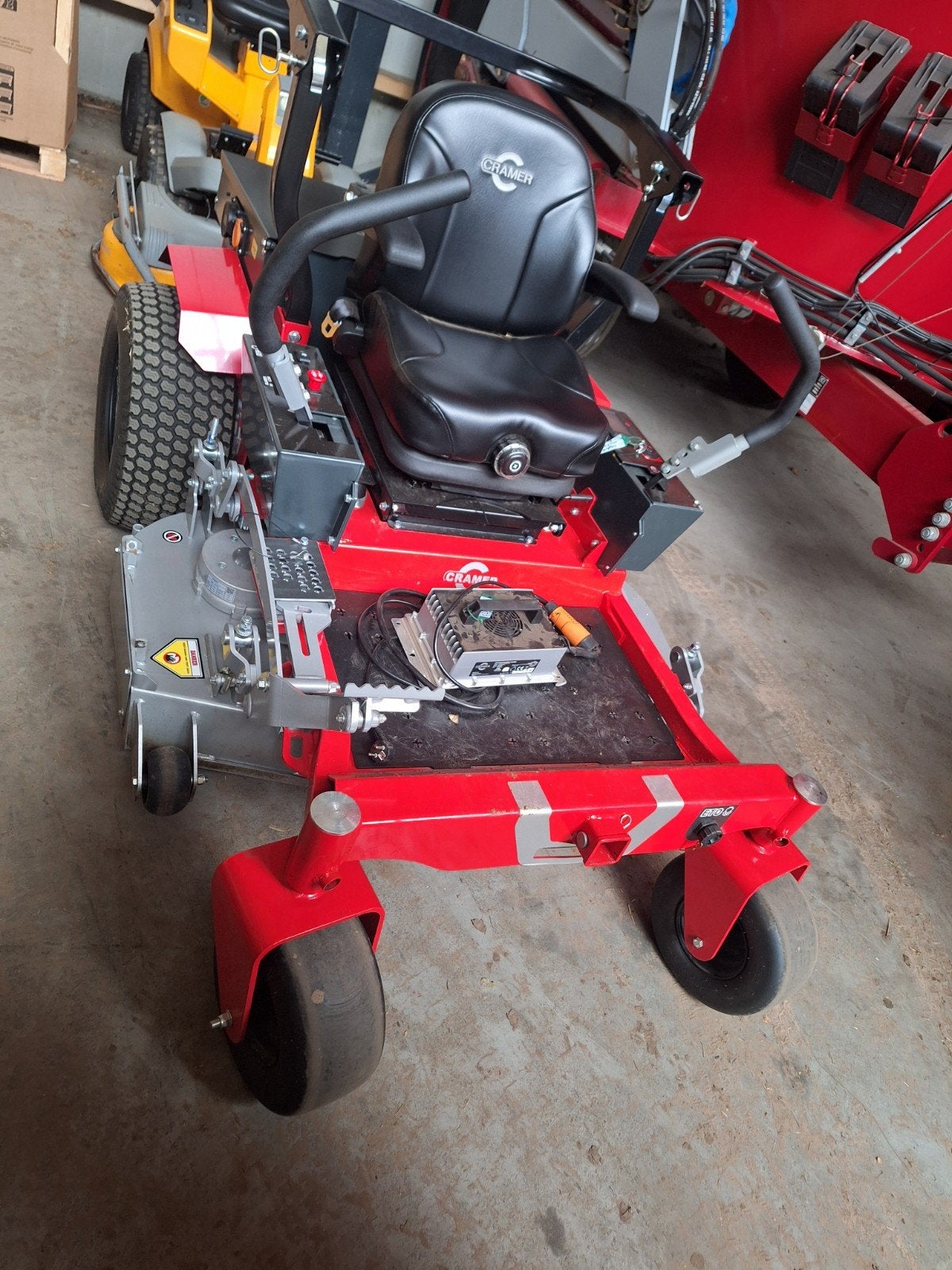 Cramer 82ZT132 Demo.machine, Ophalen, Cirkelmaaier, Cramer, Accu-grasmaaier