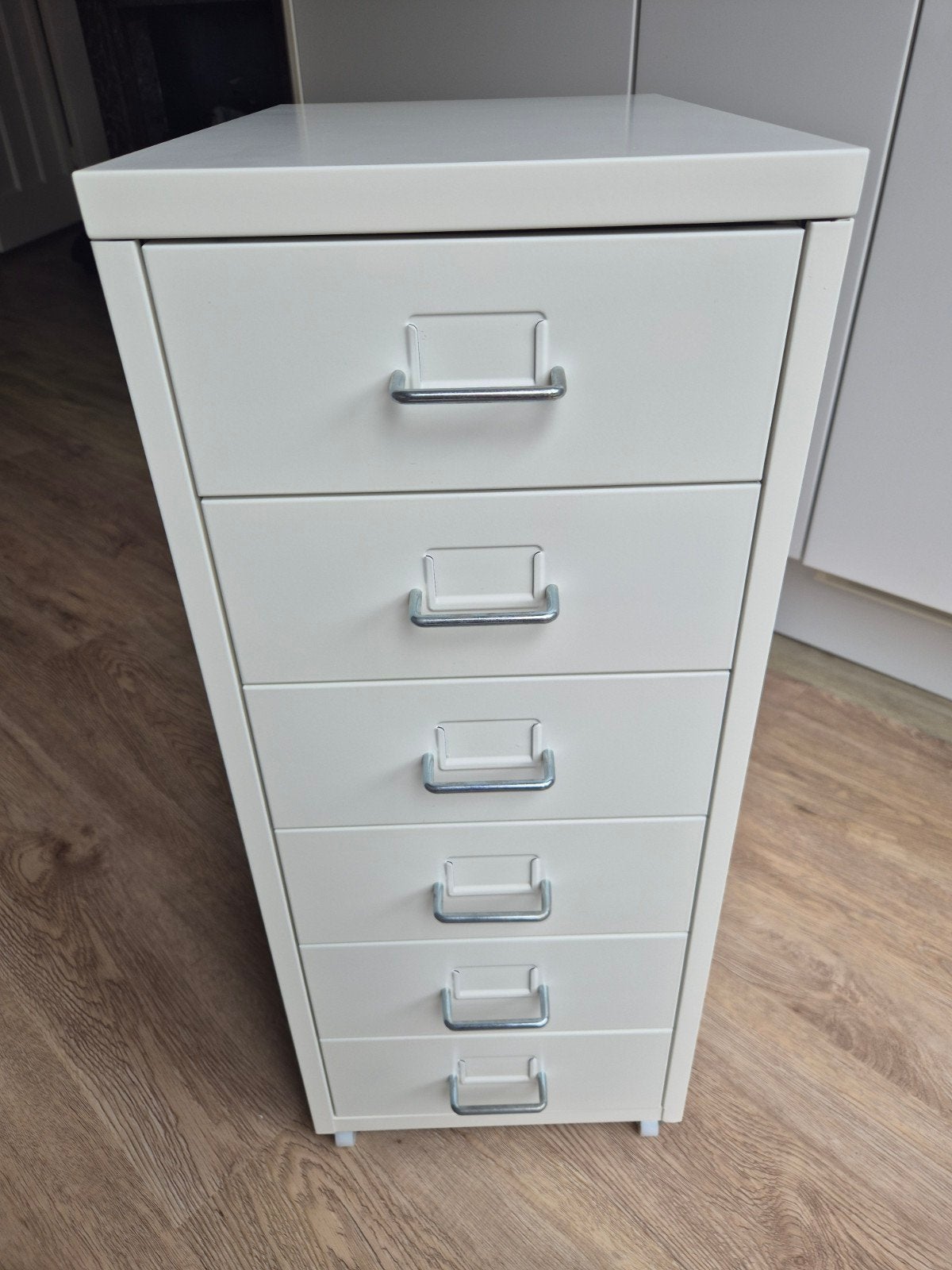 Helmer ladekast op wielen, Ophalen, Minder dan 50 cm, Gebruikt, 5 laden of meer