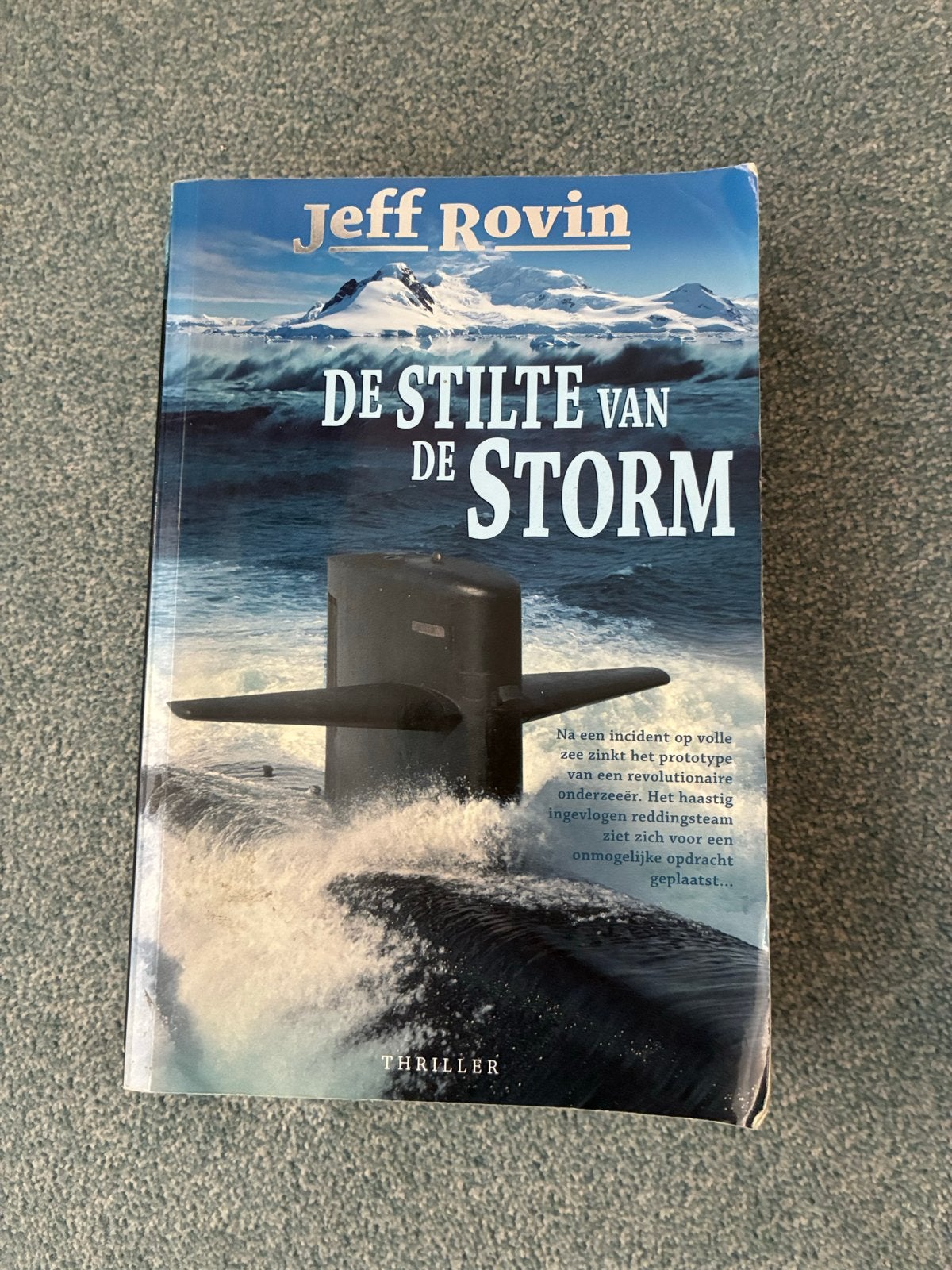 De Stilte van de Storm - Jeff Rovin (Thriller), Boeken, Ophalen of Verzenden, Gelezen, Europa overig