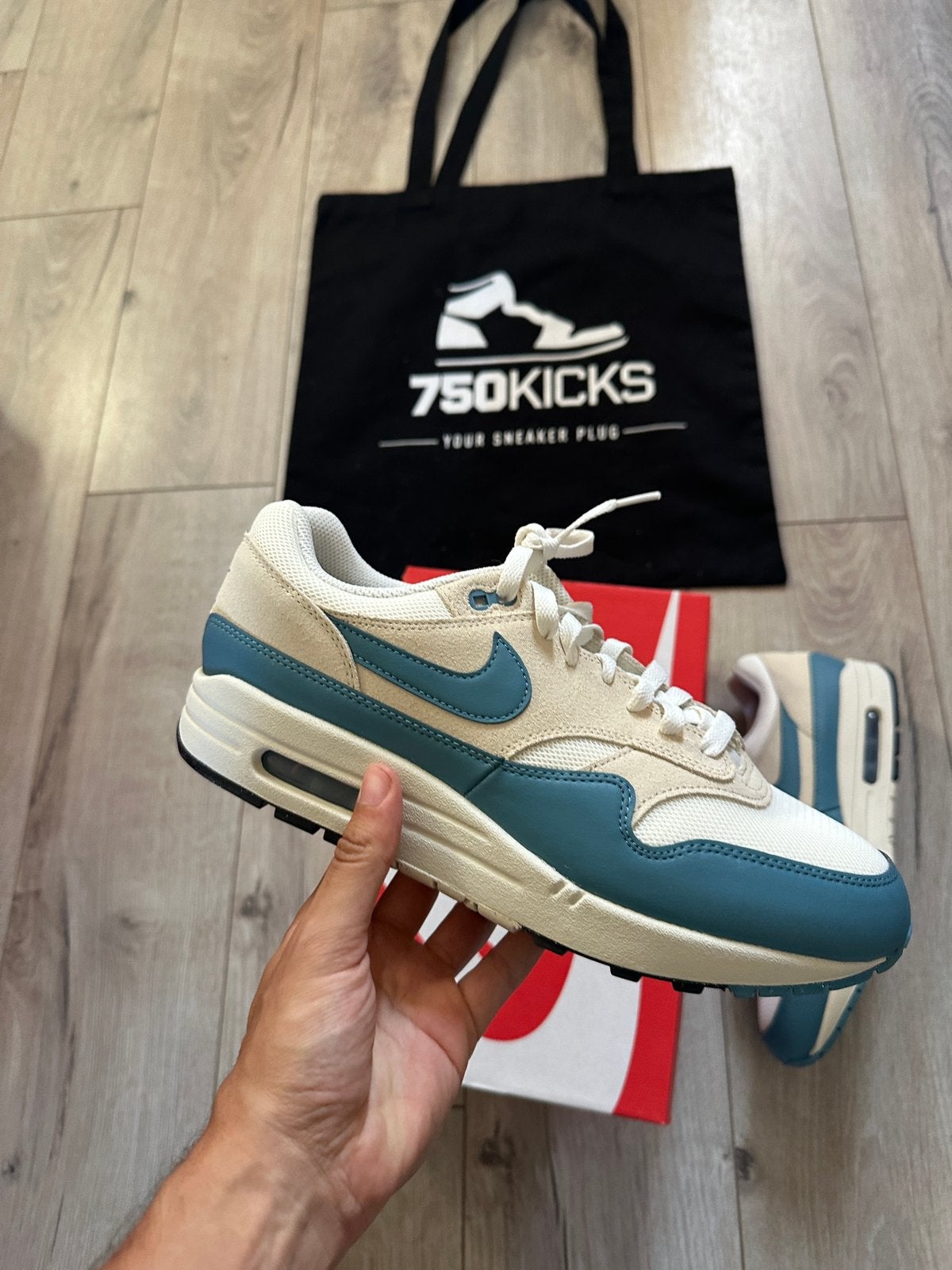 Nike Air Max 1 Essential Soft Pearl Smokey Blue Maat 44,5, Nieuw, Ophalen of Verzenden, Sneakers of Gympen, Nike