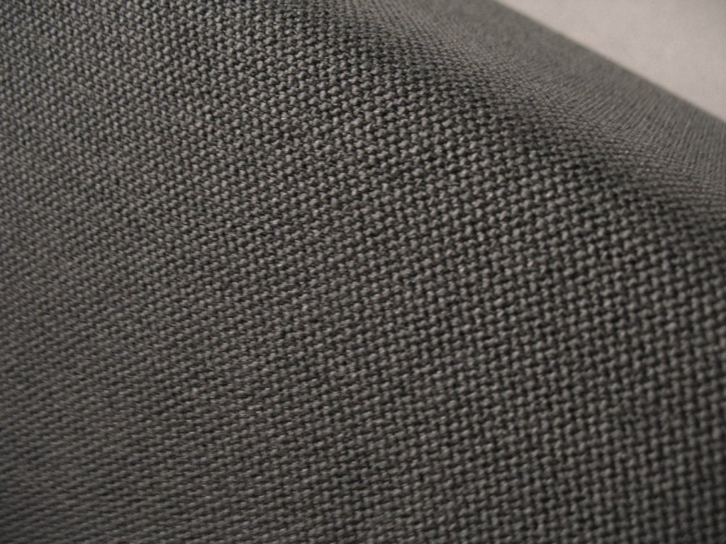 Camira Era CSE13; grijstinten; 6,8 mtr meubelstof; NU 20€/M, Overige materialen, 120 cm of meer, Ophalen of Verzenden, Grijs