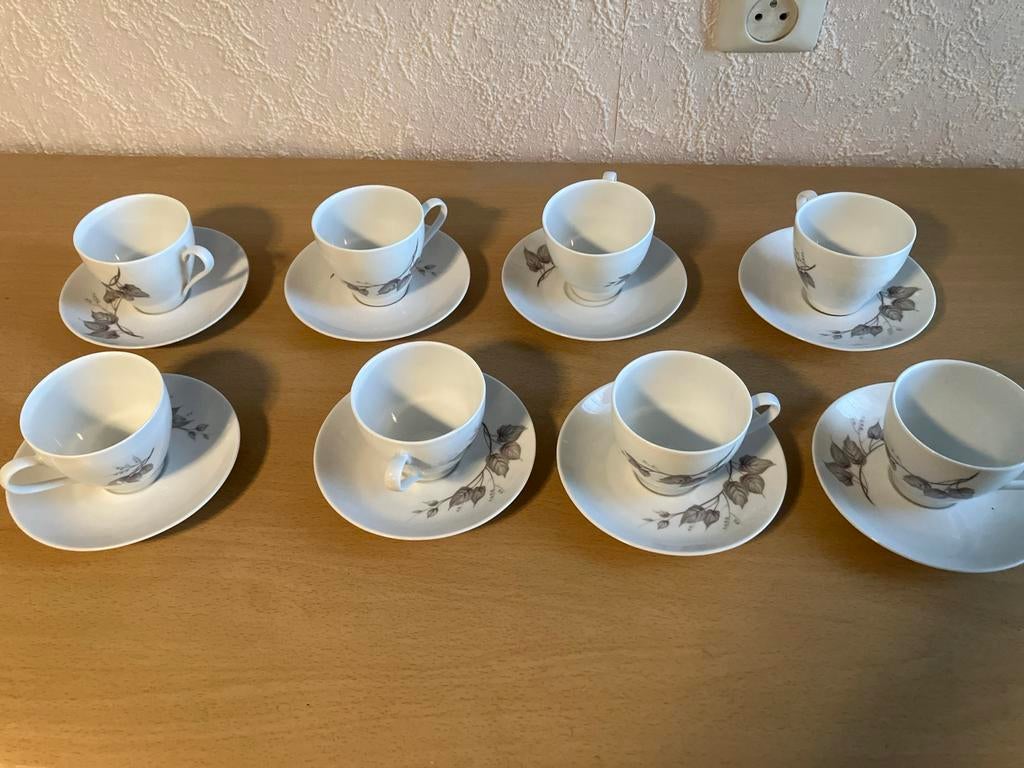 Set van 8 porseleinen kopjes en schotels Eschenbach Bavaria, Antiek en Kunst, Antiek | Servies compleet, Ophalen
