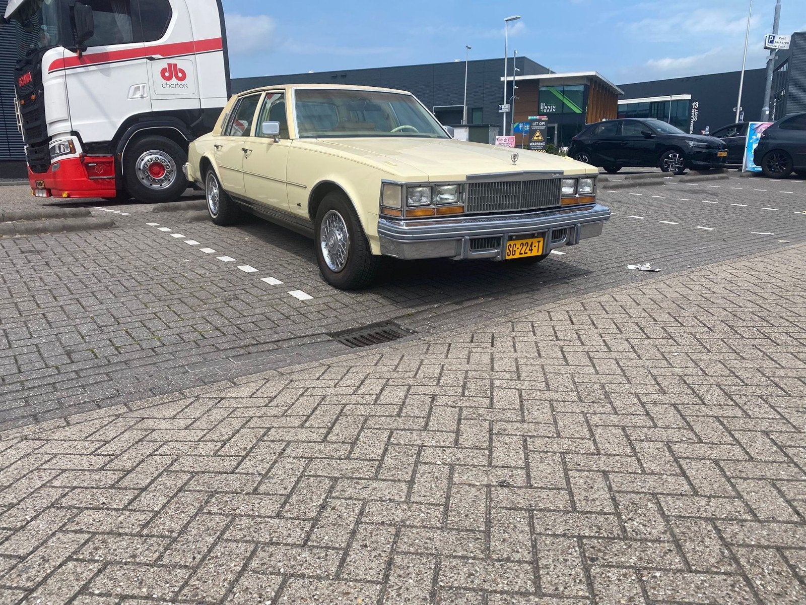 Cadillac Seville LPG 5.7 Fuel INJ AUT 1978 Geel, Auto's, Automaat, 8 cilinders, 5730 cc, Geel