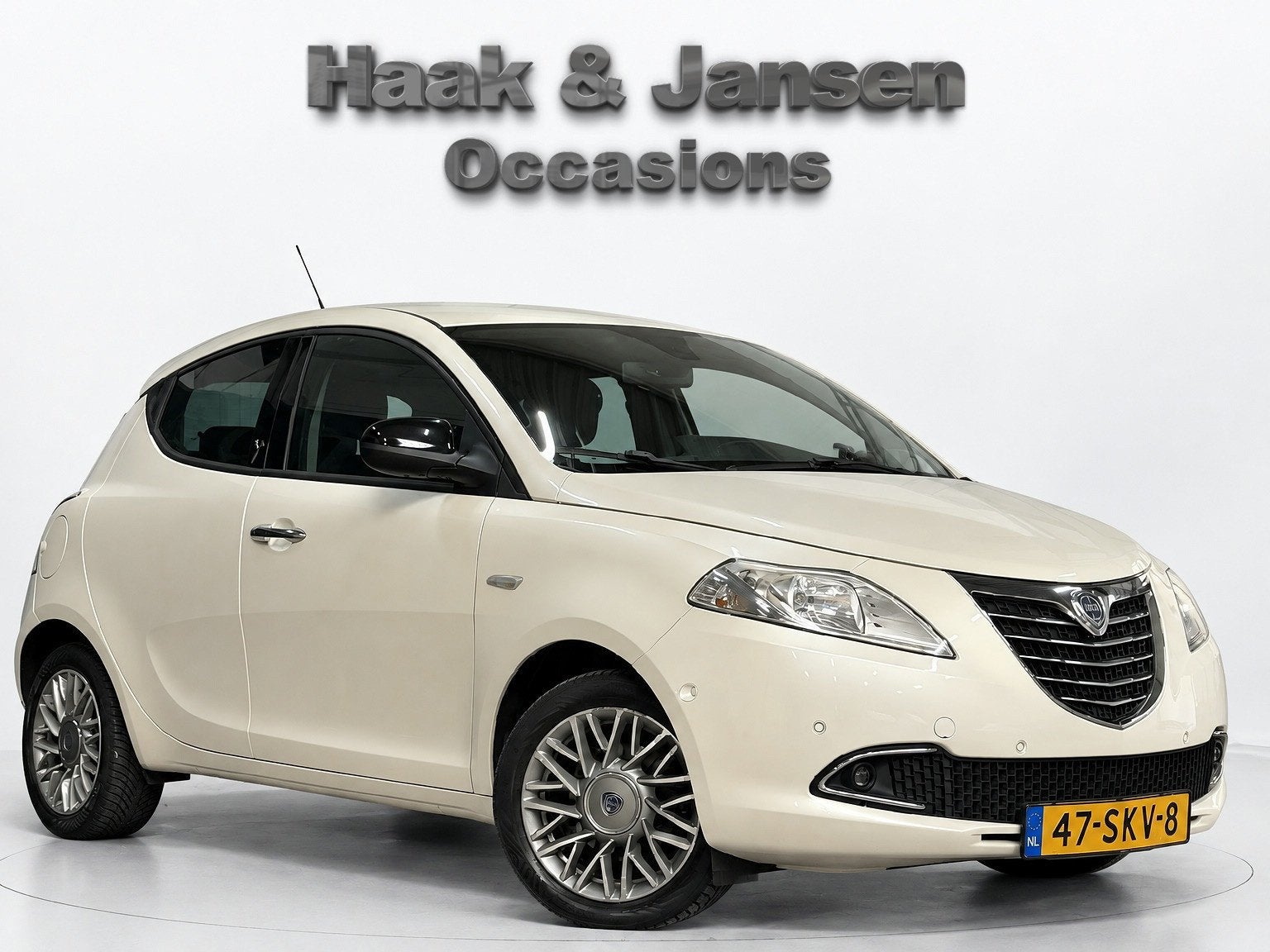 Lancia Ypsilon 0.9 TwinAir Platinum - Airco - Radio -, Auto's, Voorwielaandrijving, Euro 5, 86 pk, Gebruikt