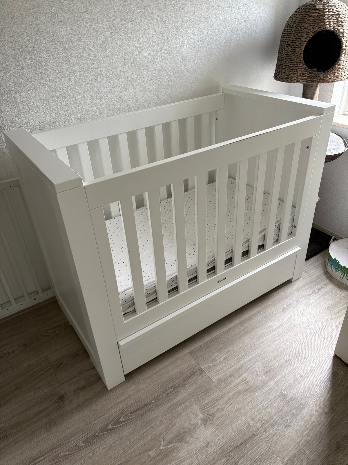 Kidsmill Ledikant Wit met Lade - Gebruikt, Kinderen en Baby's, Ophalen, Gebruikt, Ledikant