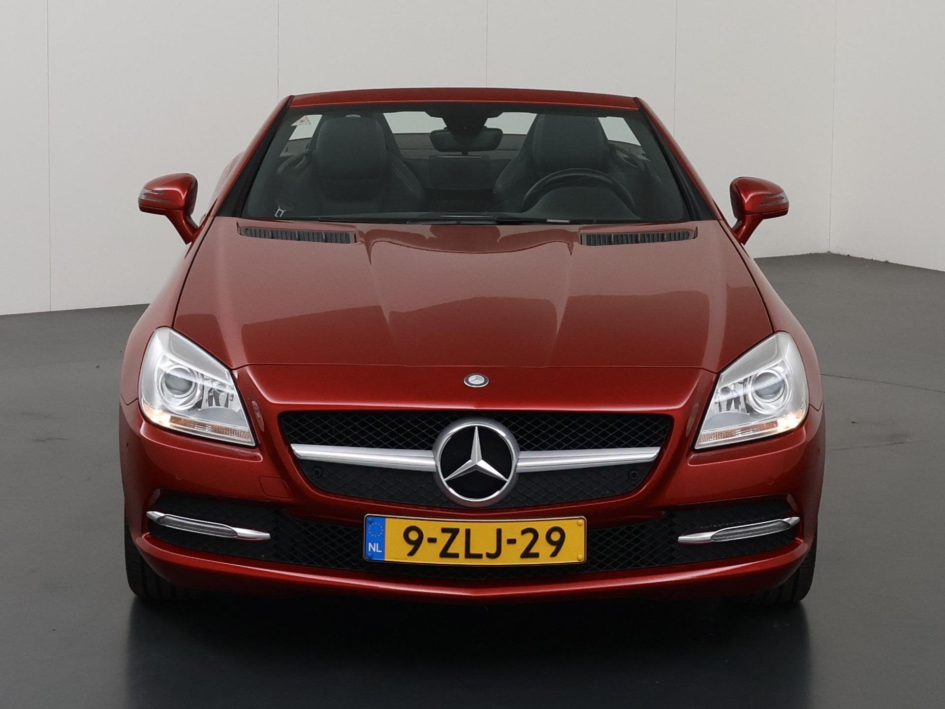 Mercedes-Benz SLK-klasse 200 | Lichtmetalen velgen | Lederen, Auto's, Gebruikt, Zwart, 4 cilinders, Cabriolet