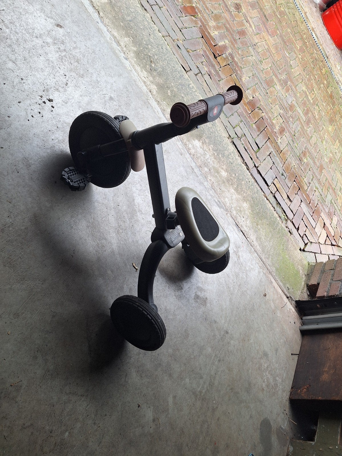 Topmark Kaya 4-in-1 Driewieler - Loopfiets zwart bruin, Ophalen of Verzenden, Gebruikt, Loopfiets