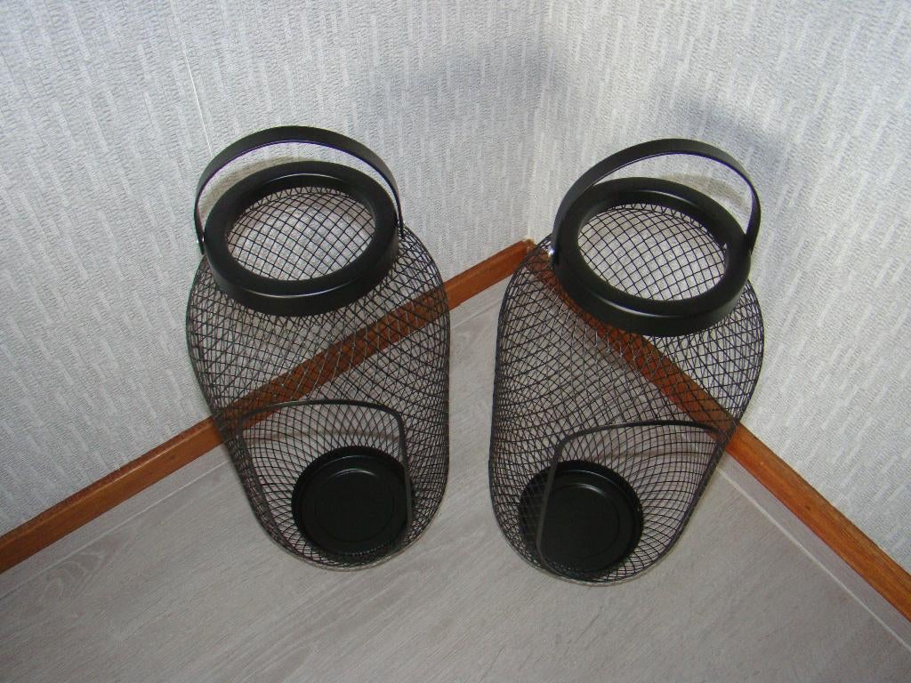 Nieuw 2 stuks windlichten, 25 tot 50 cm, Zwart, Nieuw, Ophalen of Verzenden