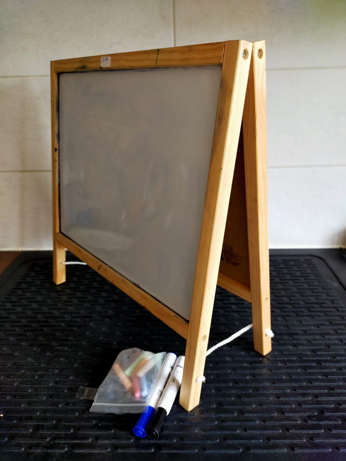 White/krijtboard met stiften/krijtjes, Ophalen, Gebruikt, Krijtbord