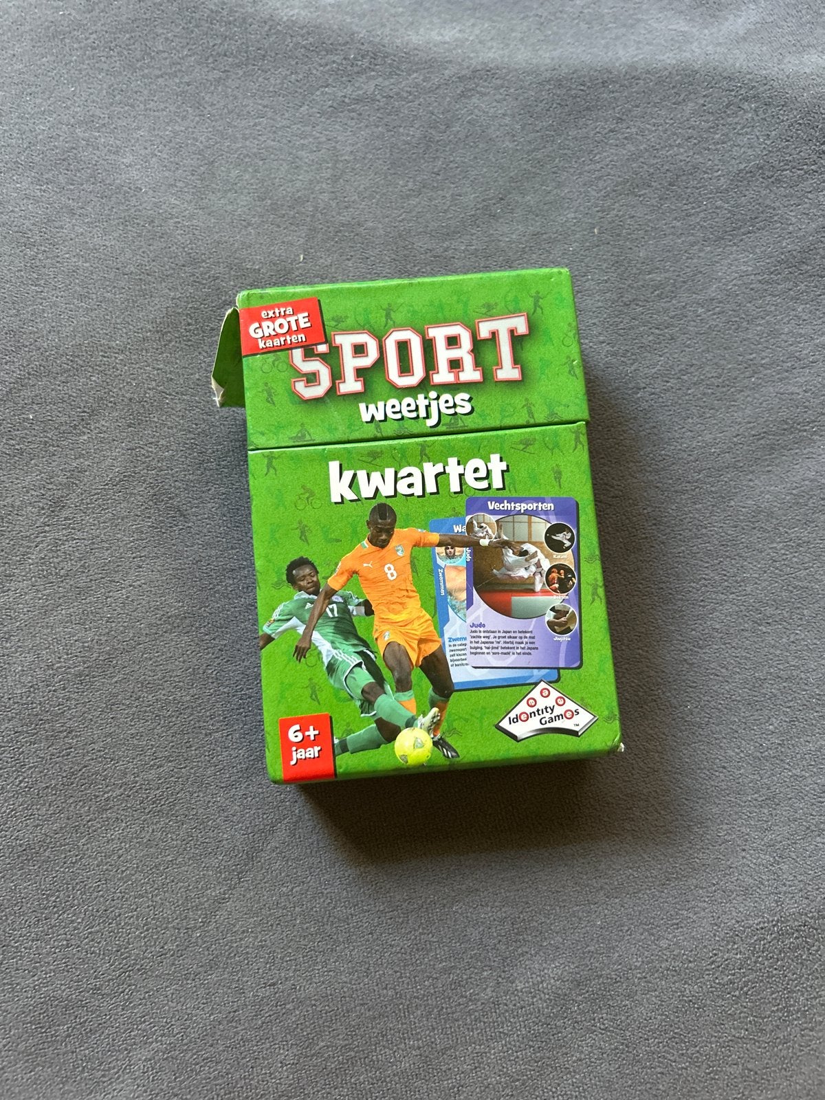 Sport weetjes kwartetspel - extra grote kaarten, Drie of vier spelers, Ophalen of Verzenden, Gebruikt