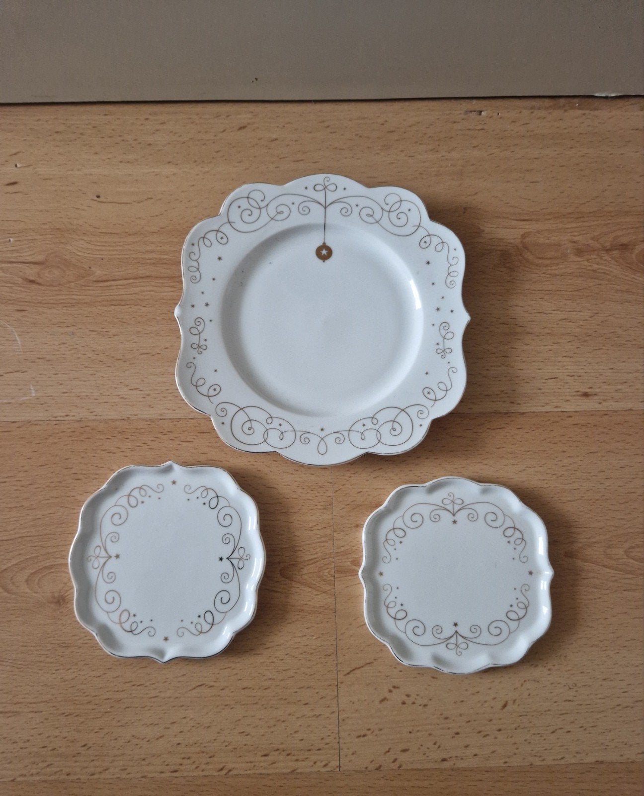 royal pip christmas bordje schotel wit, Huis en Inrichting, Keuken | Servies, Ophalen of Verzenden, Zo goed als nieuw, Overige stijlen