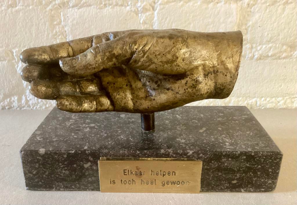 Bronzen Hand op marmeren sokkel: Helpende Hand., Ophalen of Verzenden