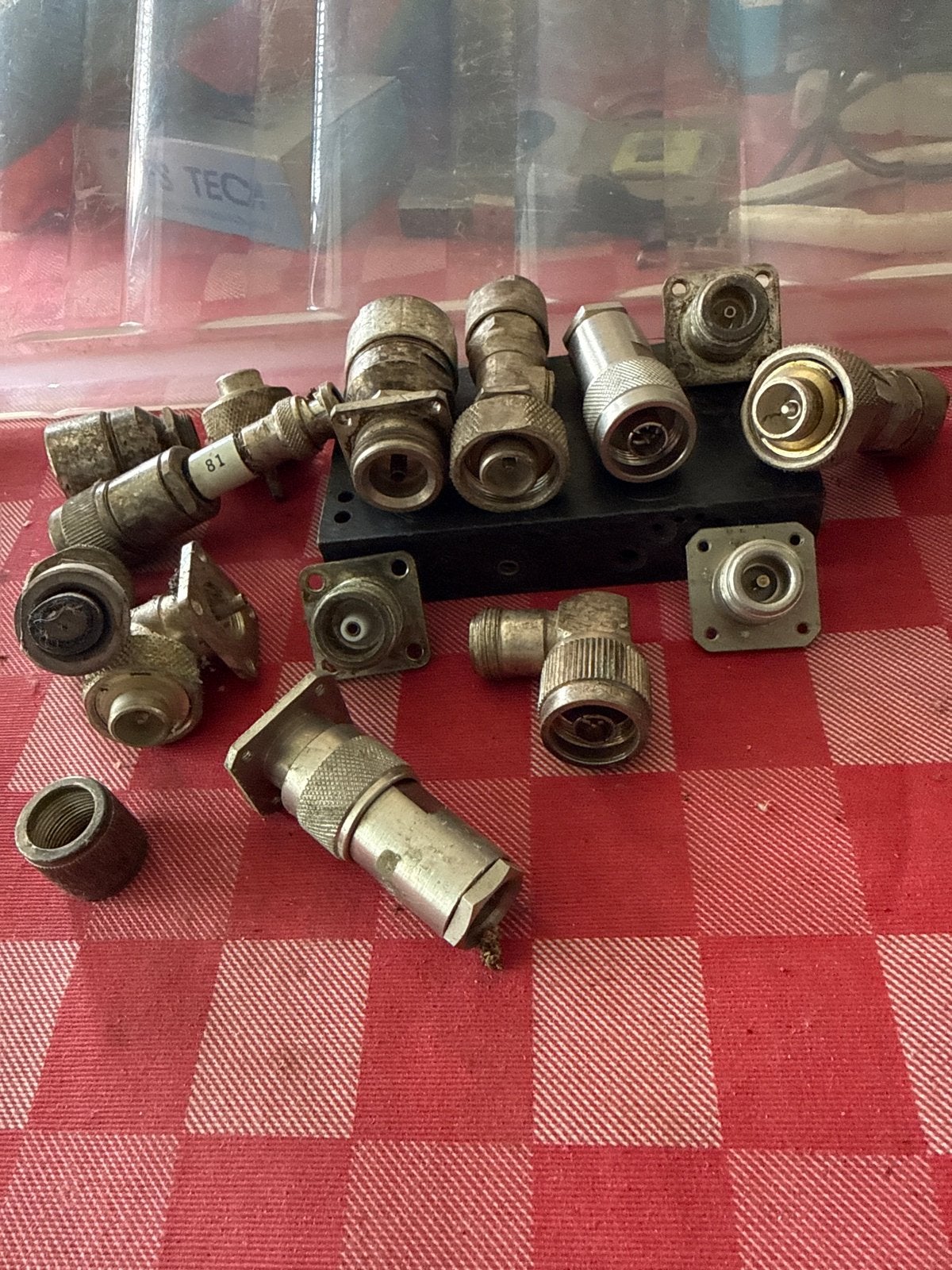 Diverse N-connectoren, 1 nieuw en 1 dummy load, Info@Amphenol.com, Amphenol.com, Gebruikt, Amphenol