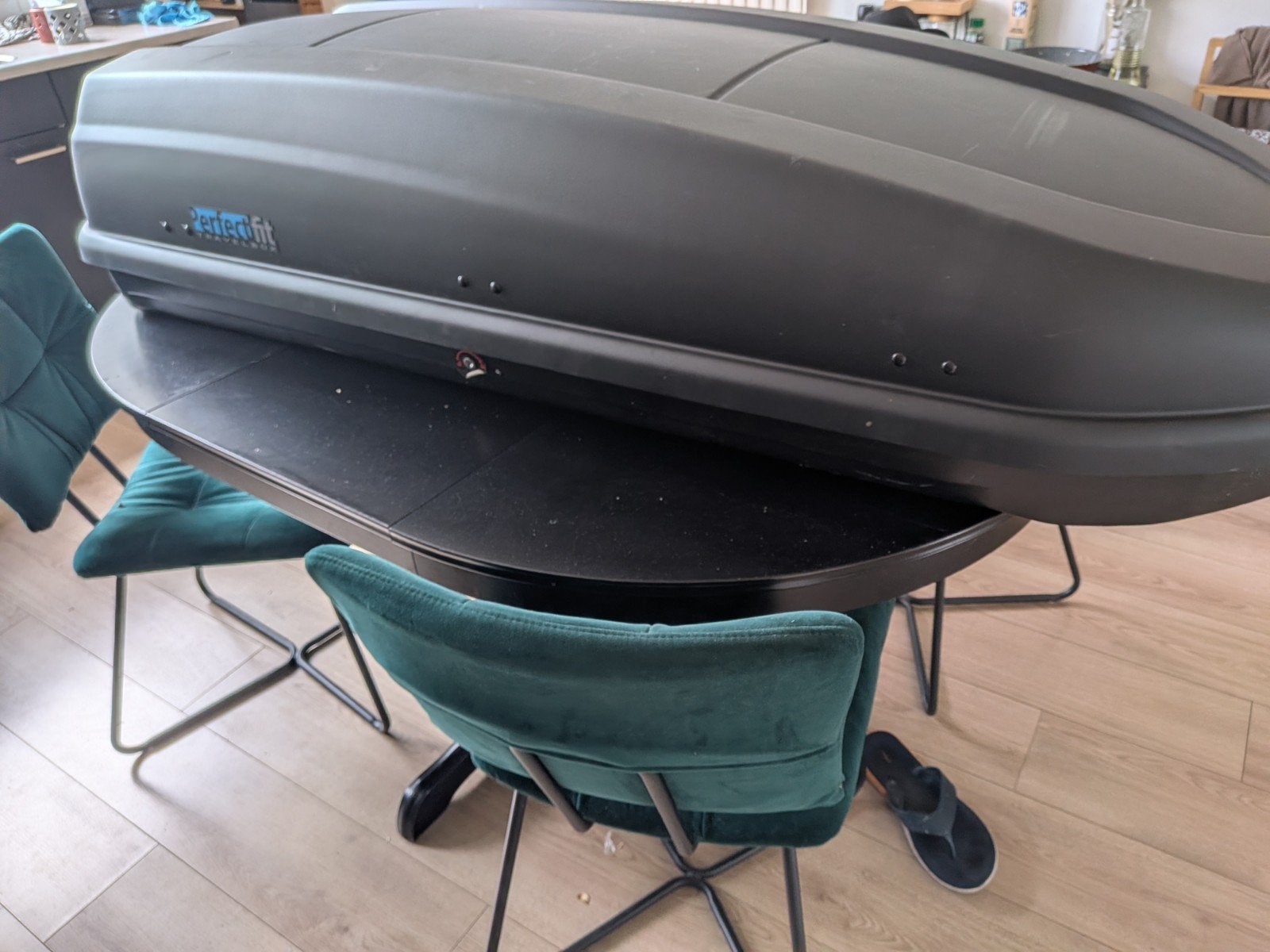 Perfectfit Travelbox Dakkoffer met Bevestigingsmateriaal, Auto diversen, Ophalen, Zo goed als nieuw