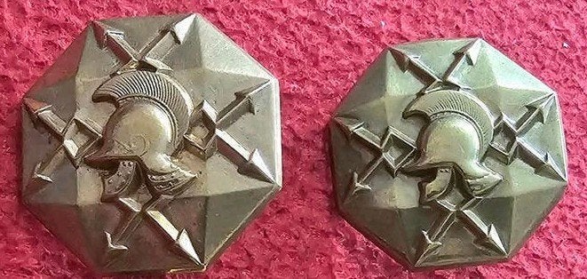 2 Schouderemblemen Verbindingstroepen Landmacht, Verzamelen, Ophalen of Verzenden, Landmacht, Nederland, Embleem of Badge
