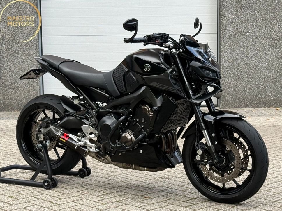 YAMAHA MT09 Techblack Akrapovic Racing line Originel NL 2020, Motoren, Motorrijbewijs A, Bedrijf, Meer dan 35 kW, YAMAHA